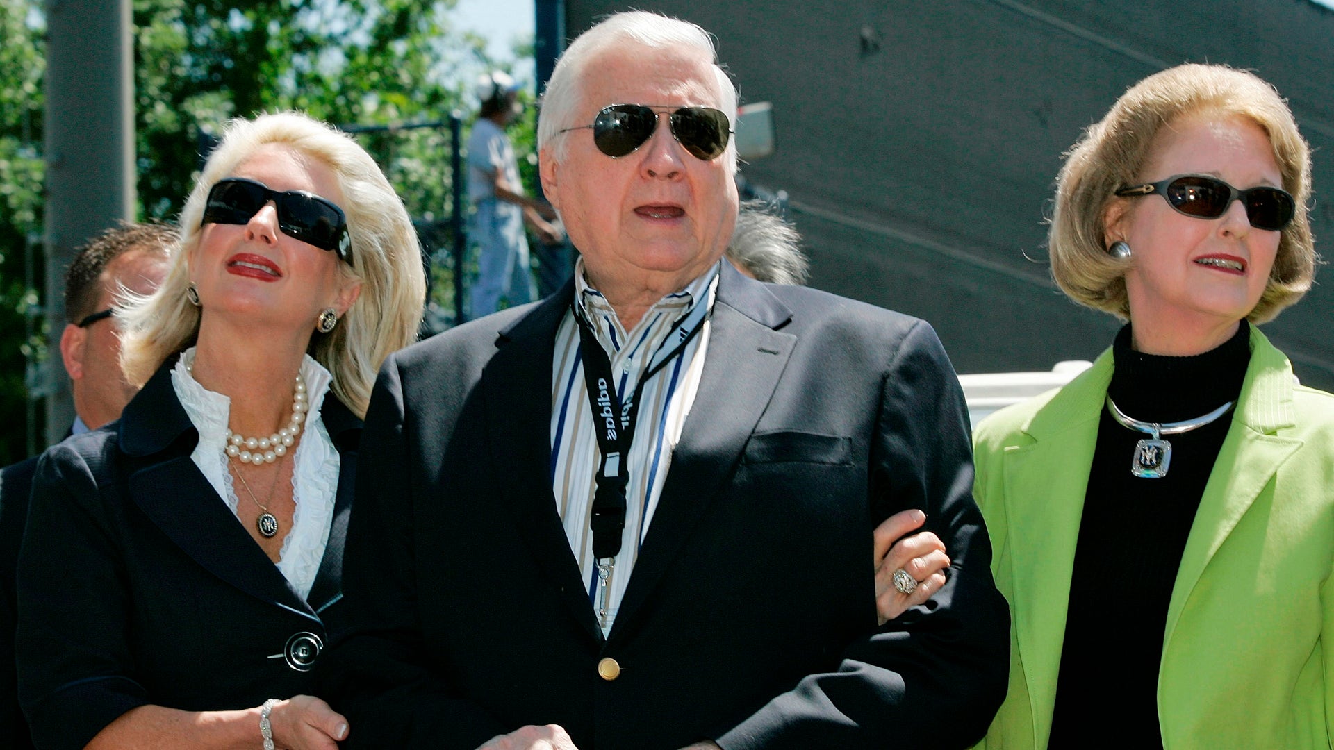 Steinbrenner with Daughter and Wife