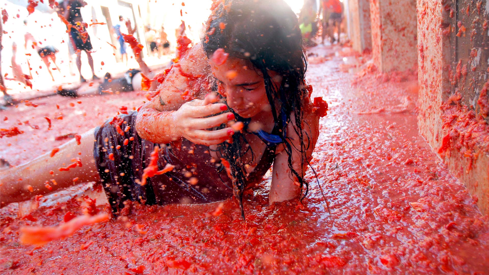 Spain_Tomato_Fight__Vros__1_