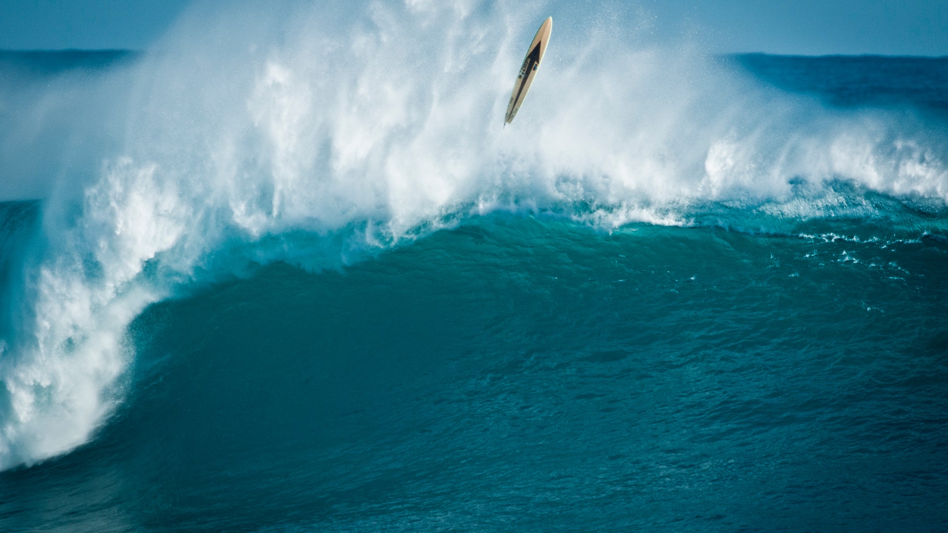 Red_Bull_Surfing__44_