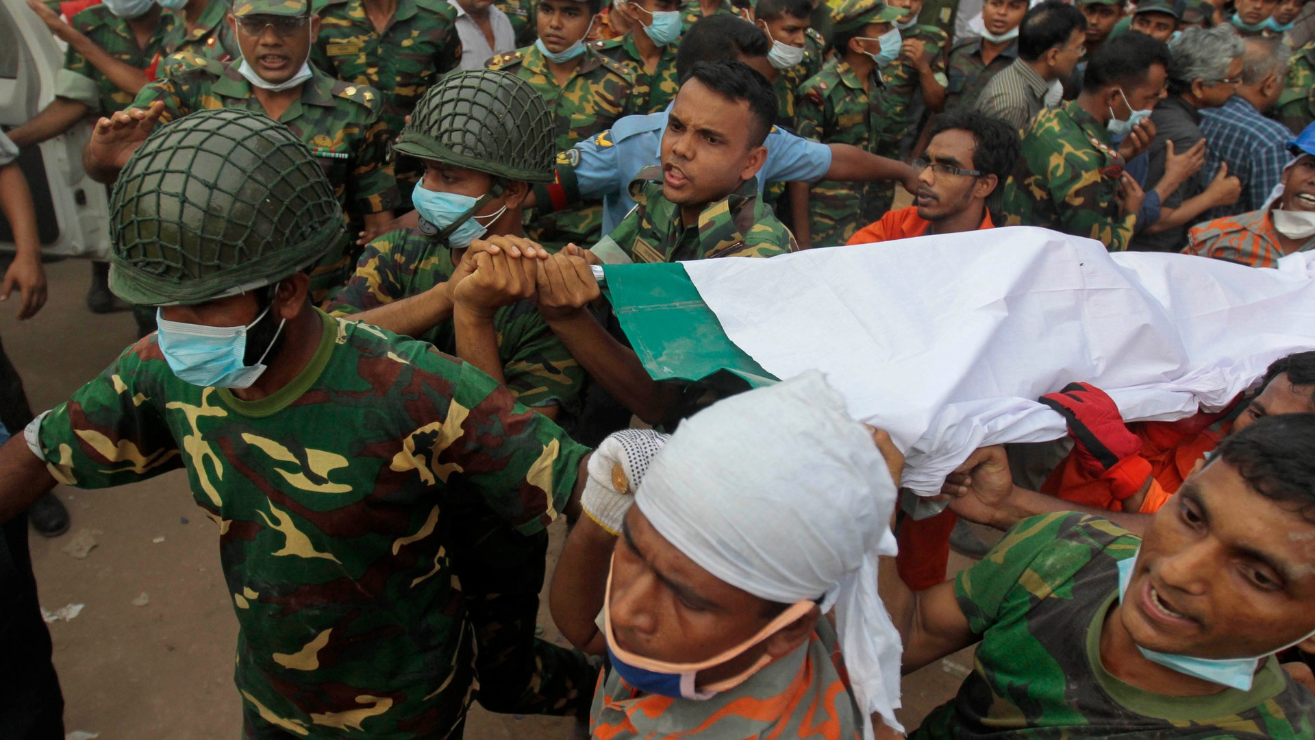 Bangladesh_Building_Crash5