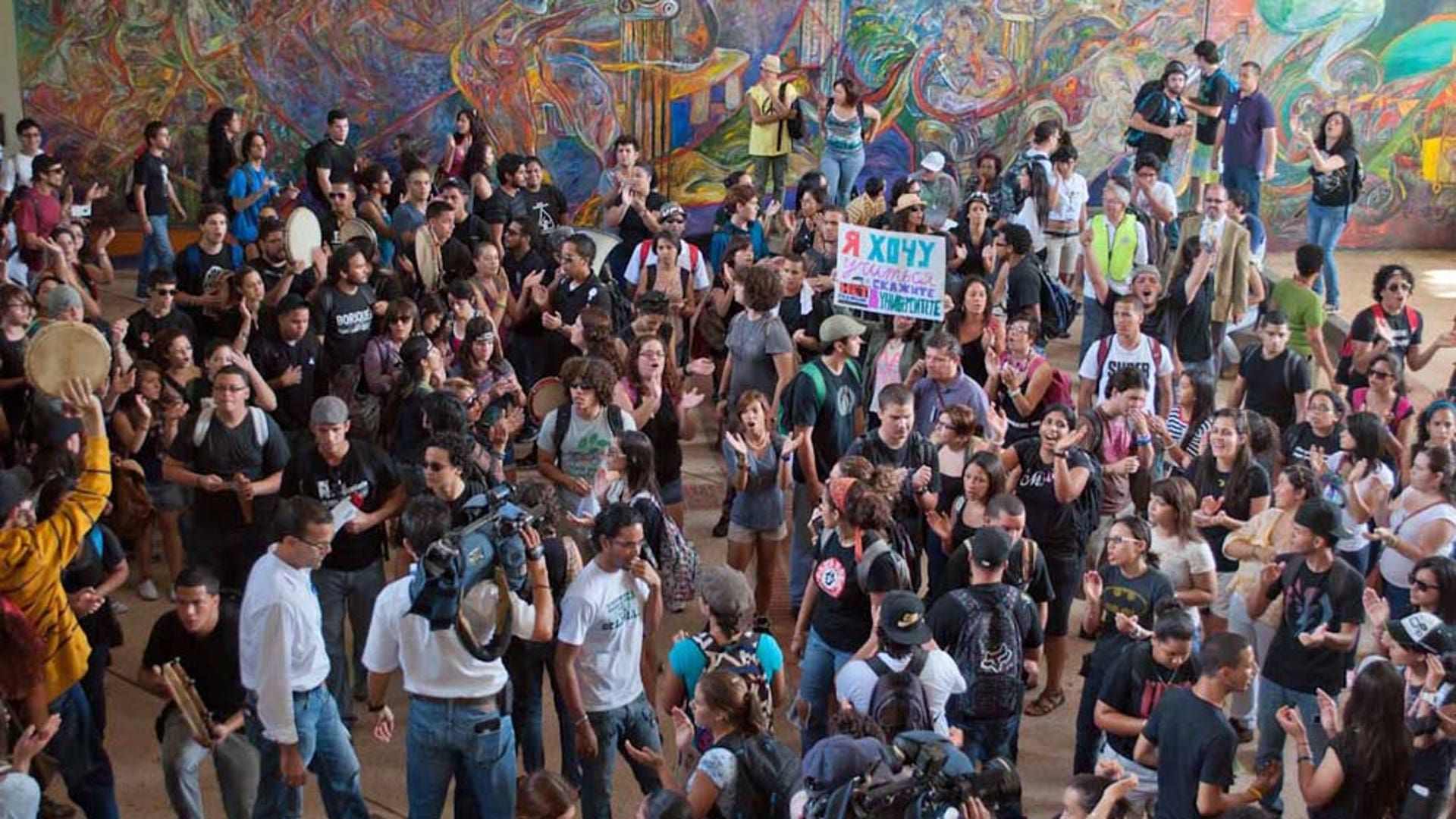 Puerto Rico Strike Twitter 7