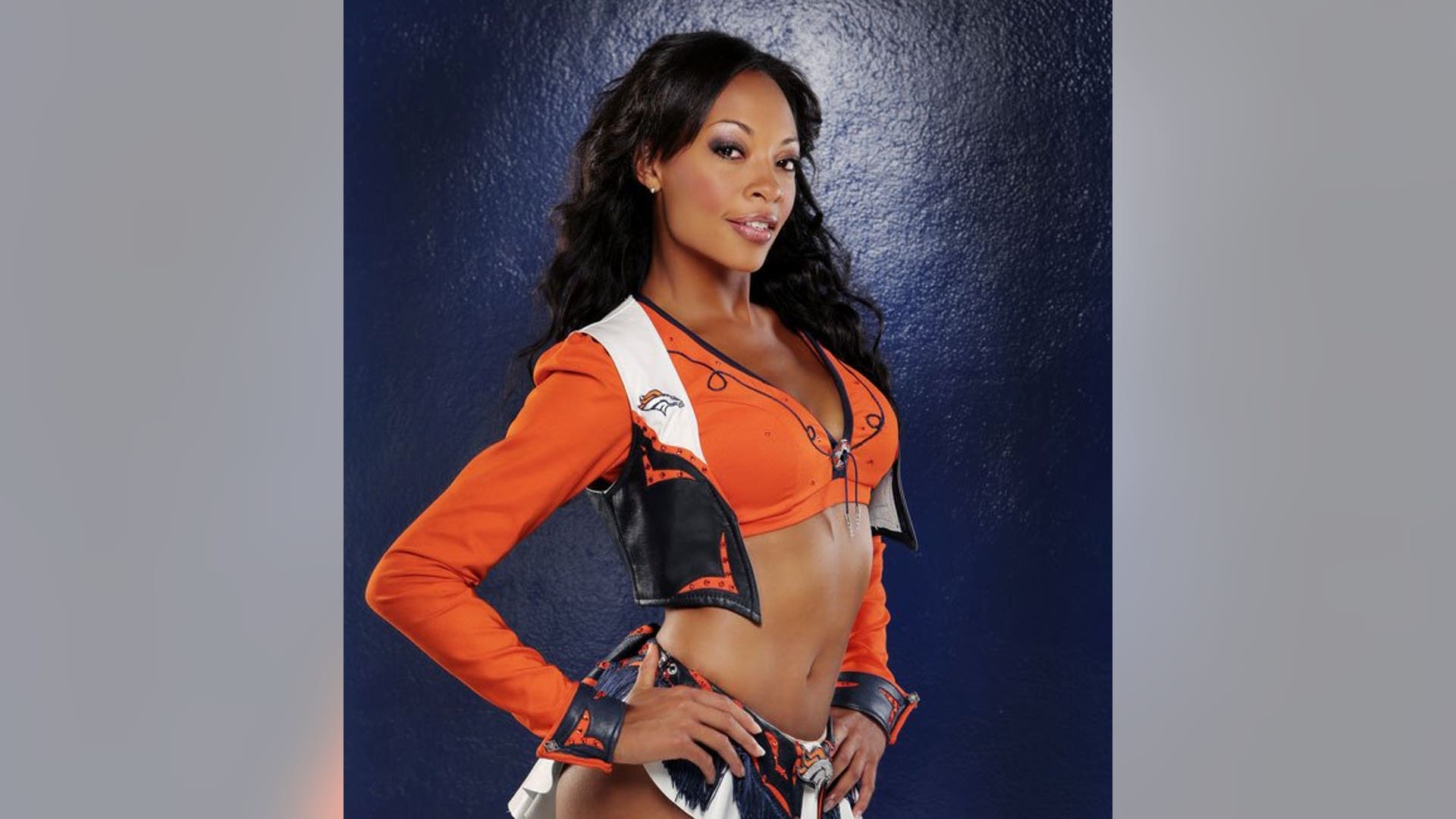 2013_Eboni_card__nfl_large_610_Unlimited