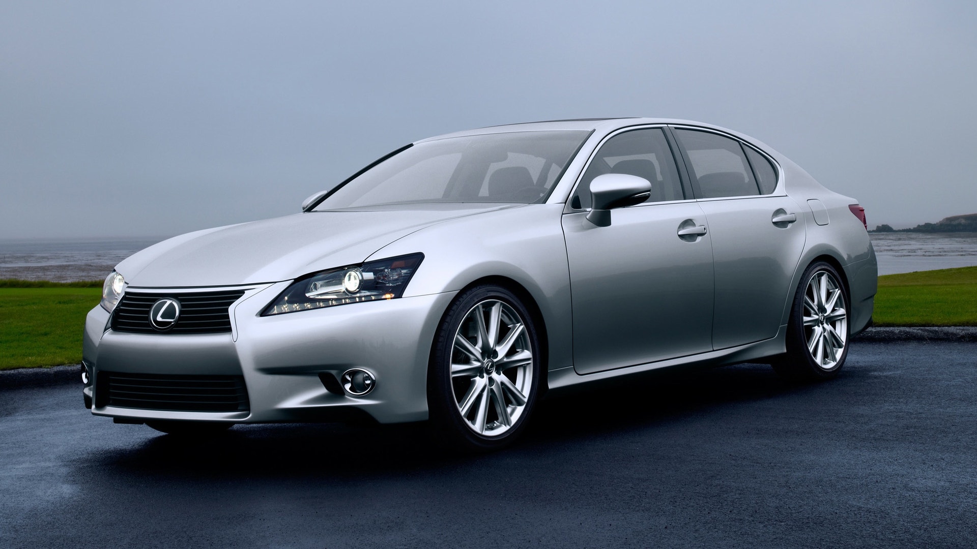 2013_Lexus_GS_350_002