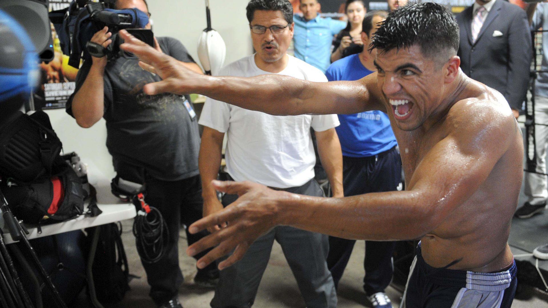 Ortiz_Mayweather_23_FNL