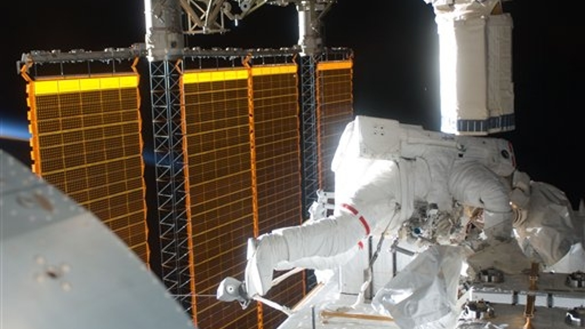 Marshburn_on_Space_Walk