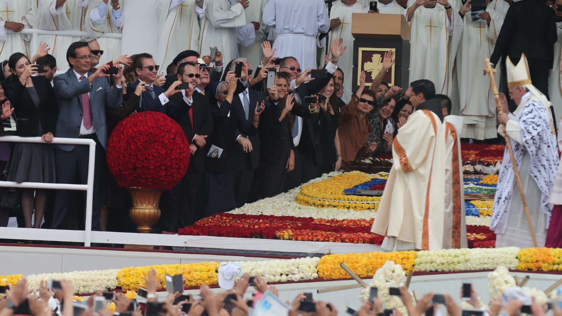 Ecuador_Pope_Vros__5_