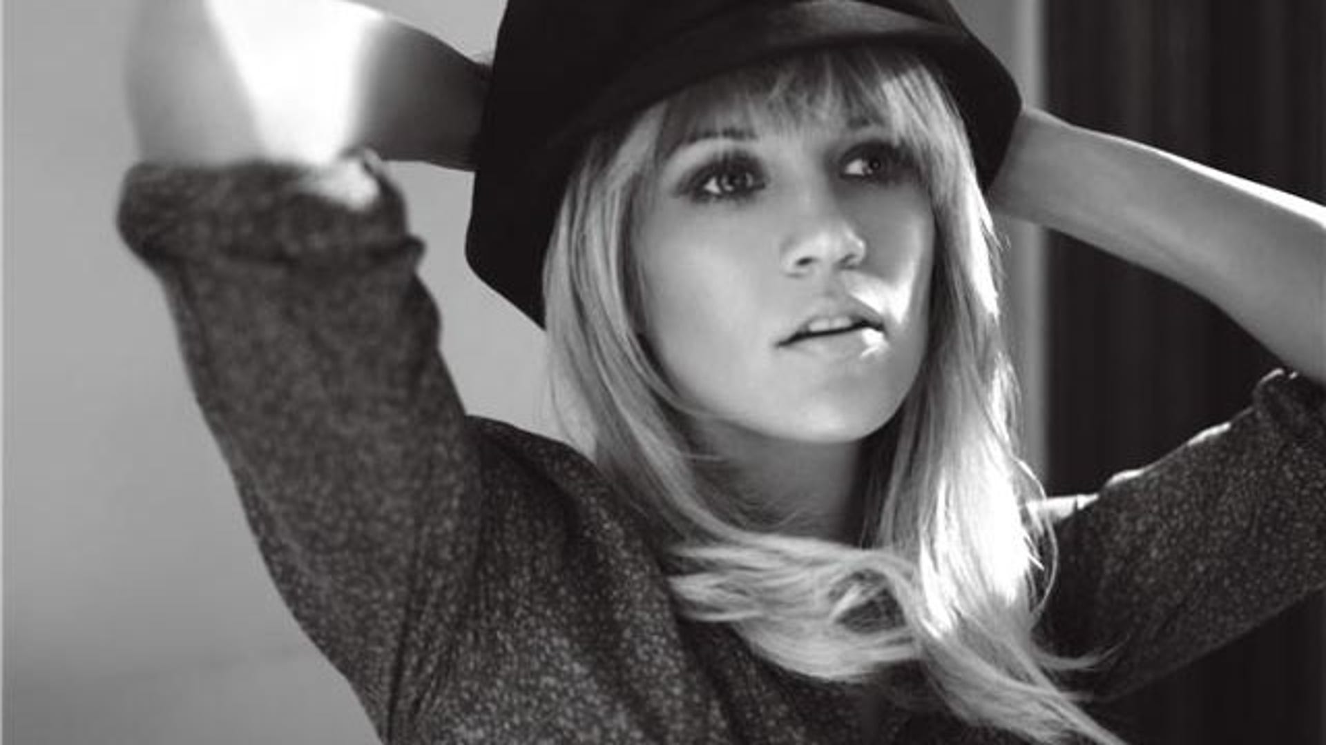 Carrie Underwood in Allure