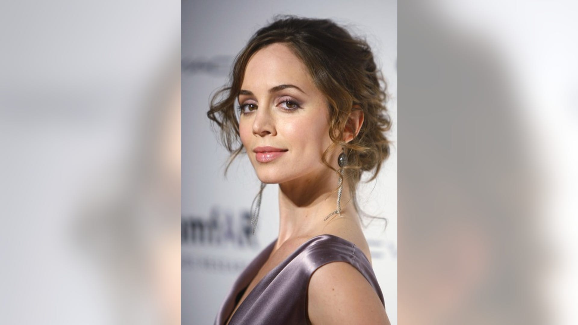 26_Eliza_Dushku_mm