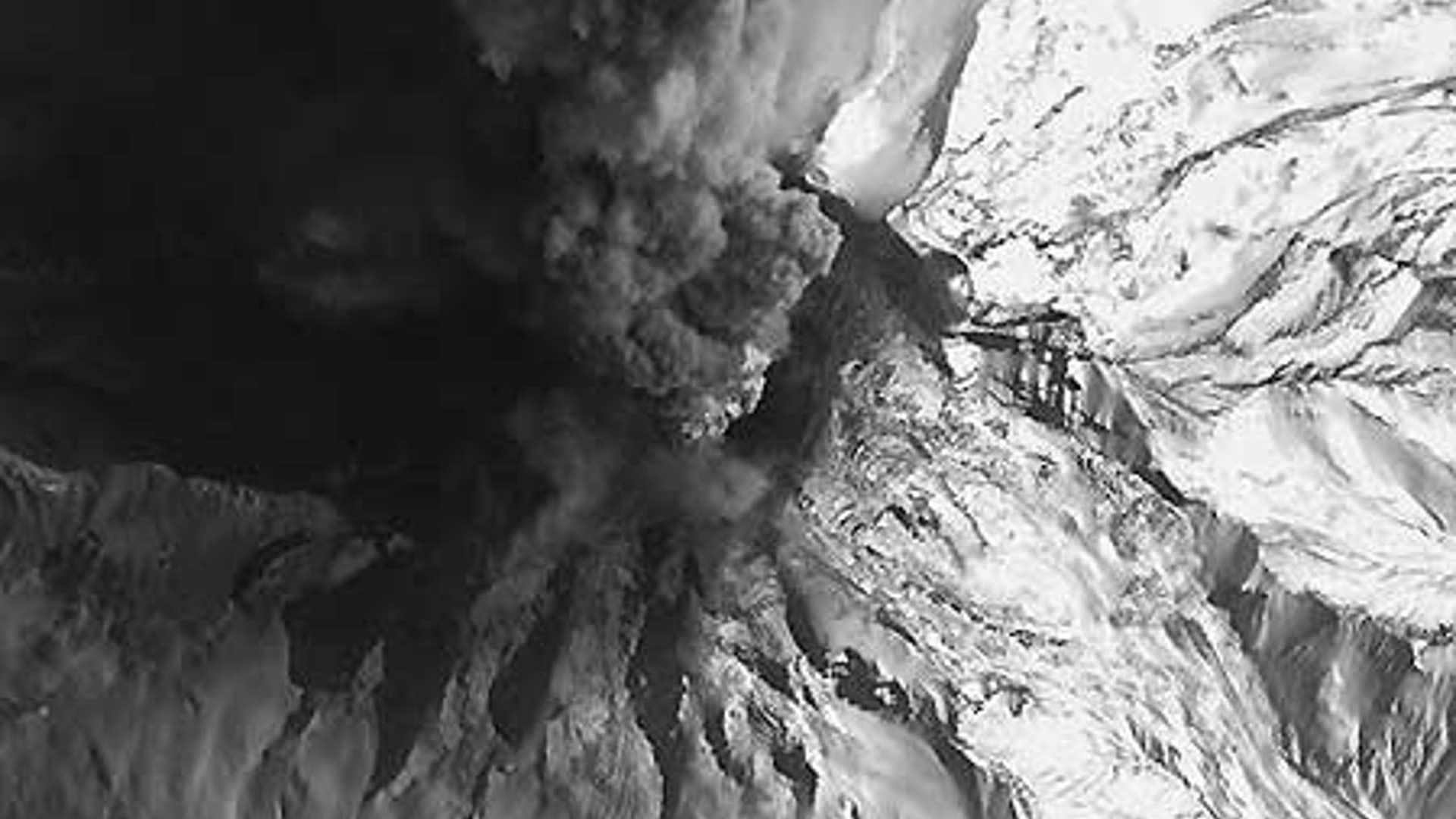 Rumbling Mount Redoubt