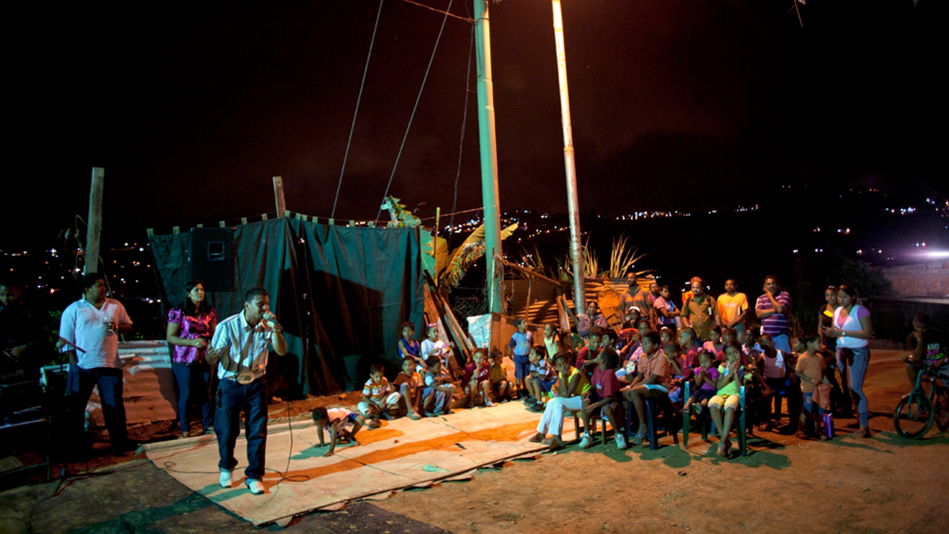 Venezuela_Rapping_Three