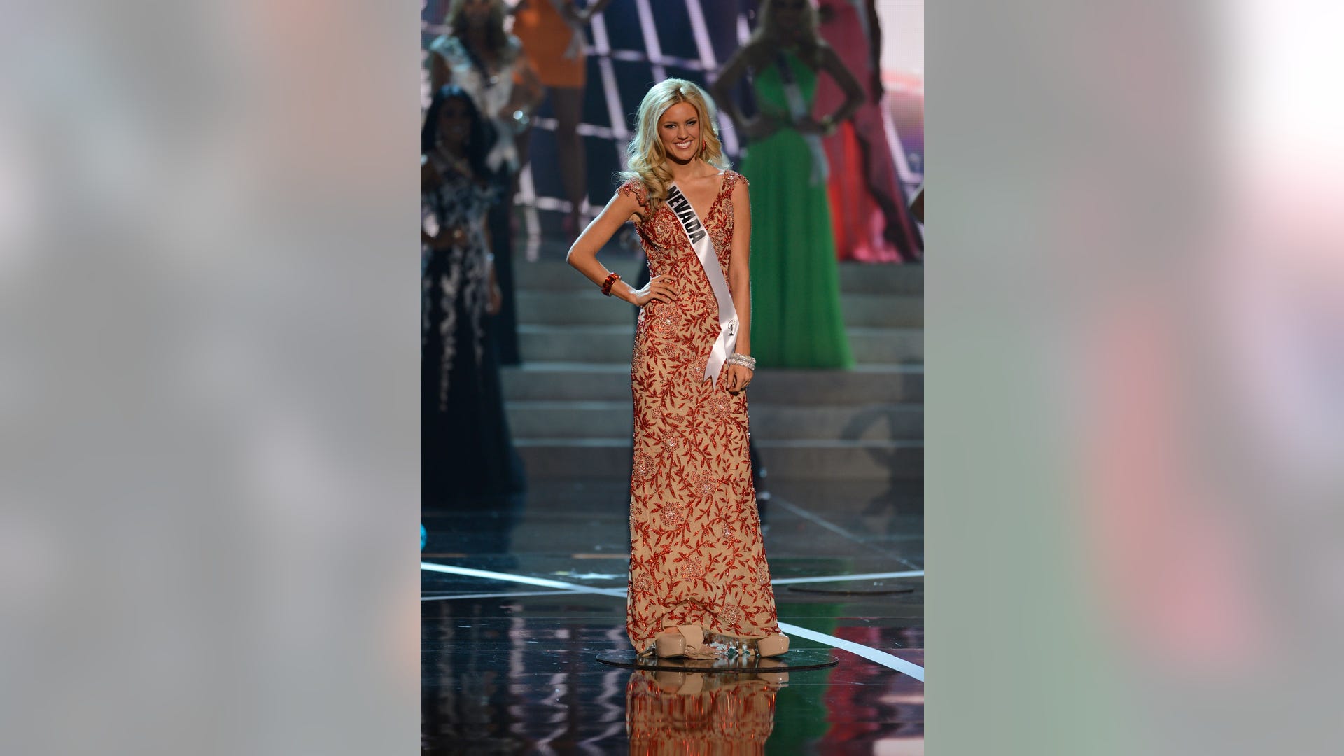 Miss_USA_2013_Garc_16_