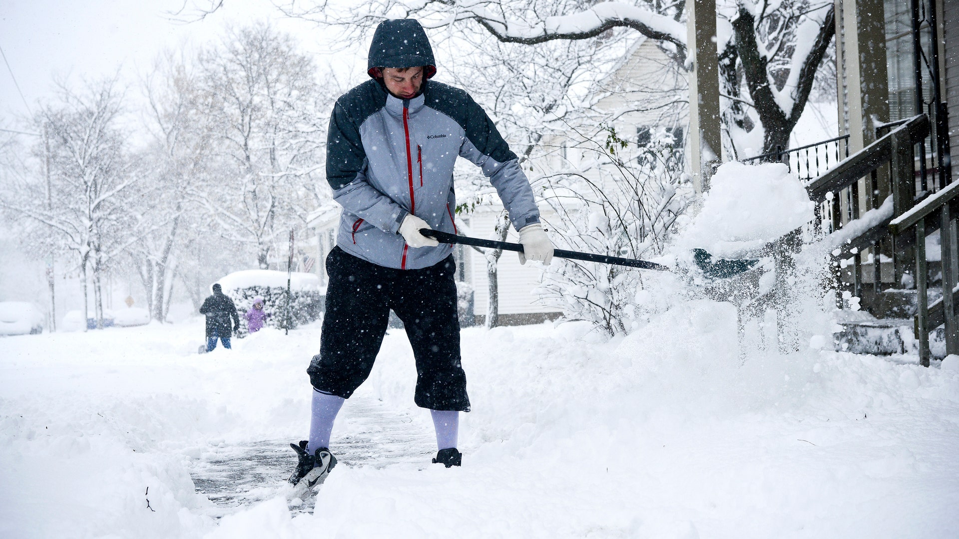 Wintry_Weather_Vros__1_