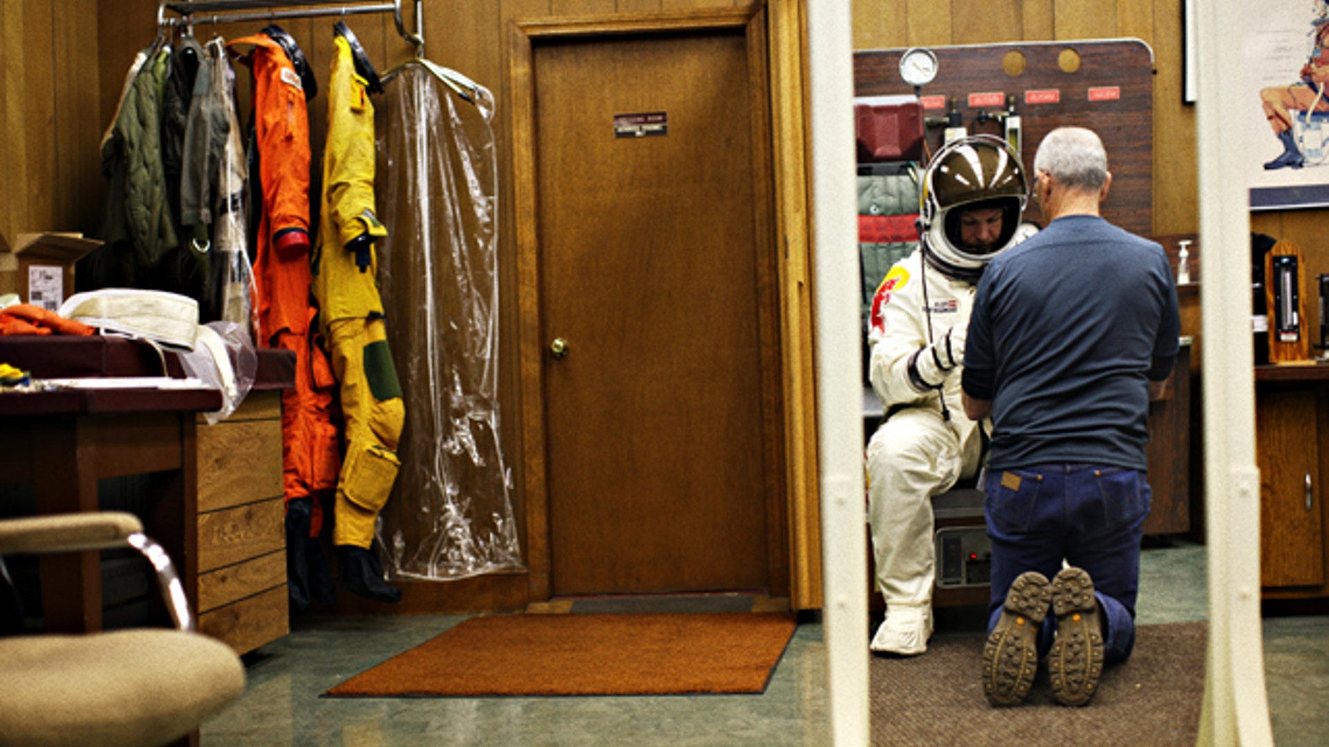 Measuring_a_Spacesuit_3