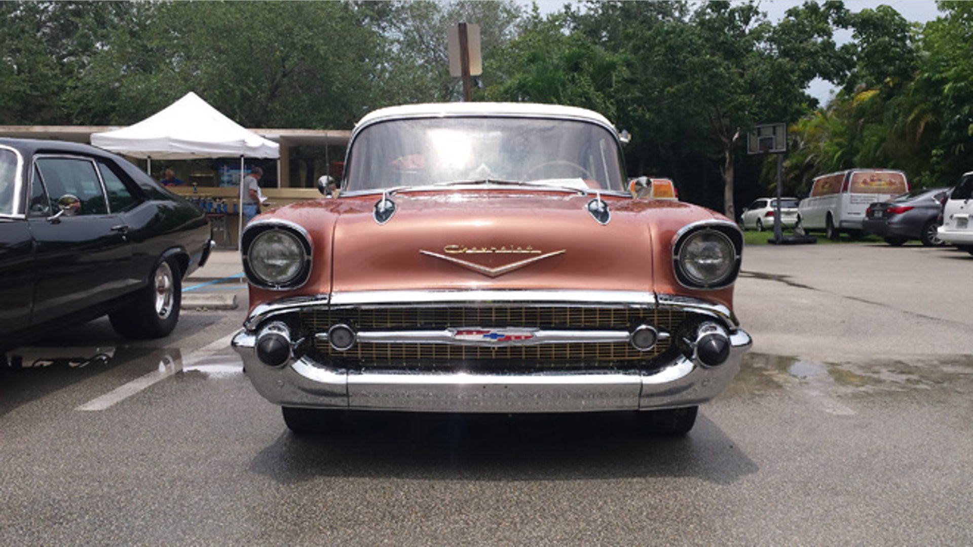 Cuban_brown_car_1