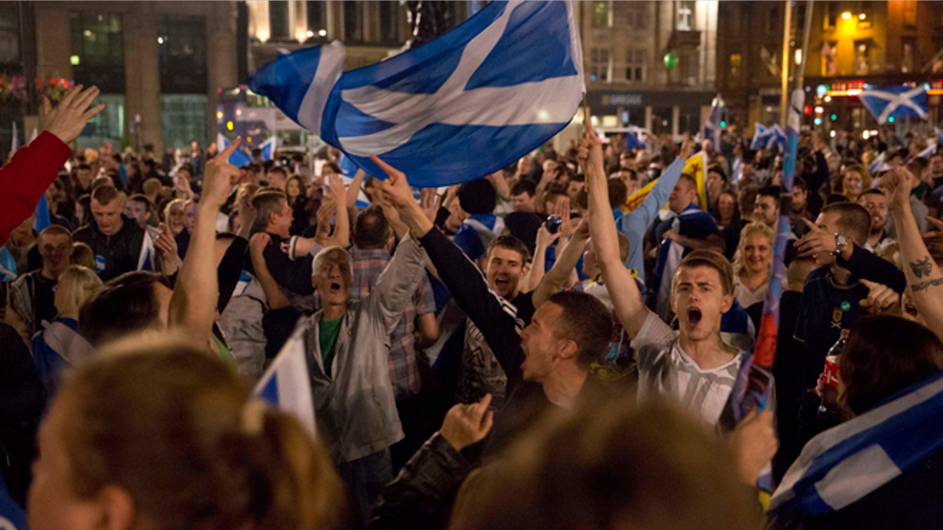 Scotland votes on independence referendum