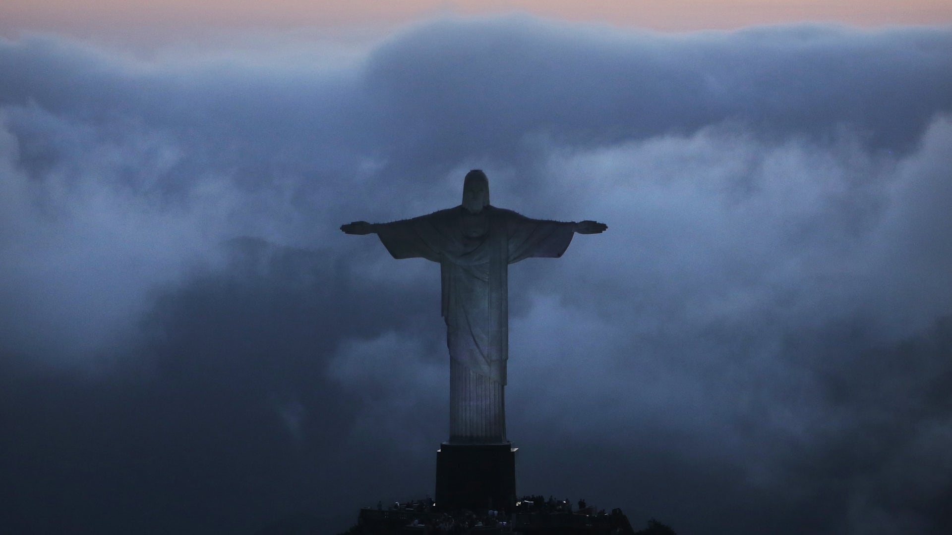 GettyImages_584904796_master