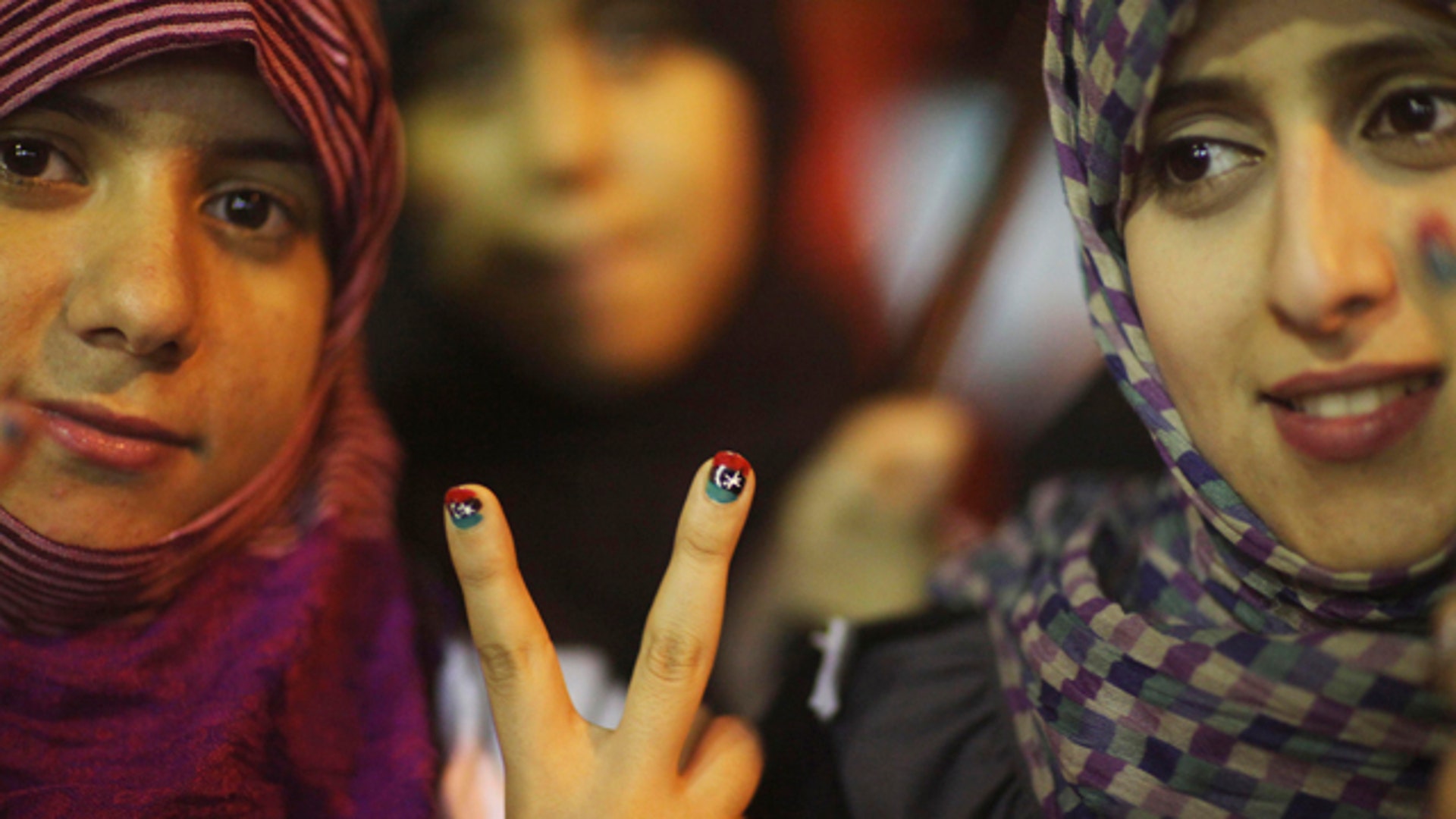 Aug_24_Libyan_womans_nails