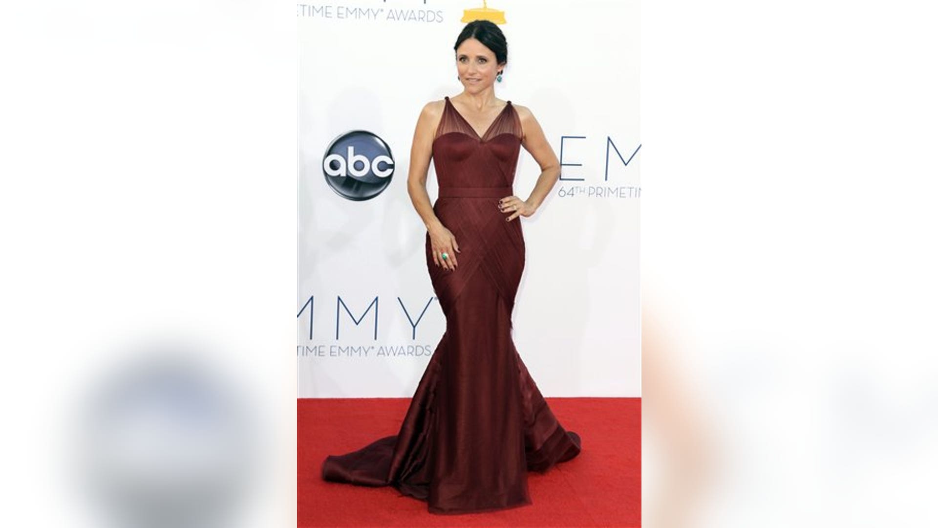 3Julia_Louis_Dreyfuss_AP