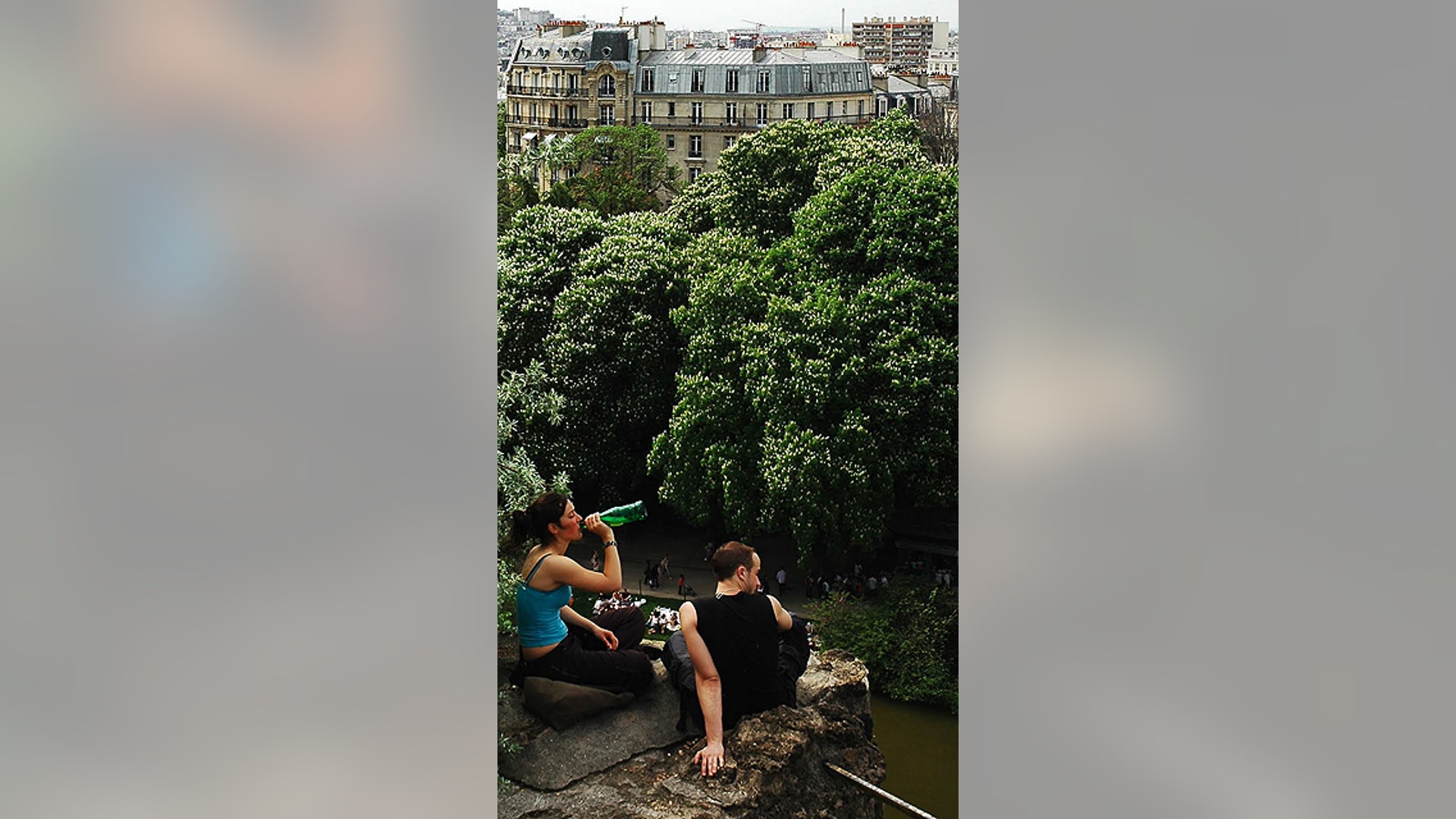 3…Have a picnic, or dinner at 