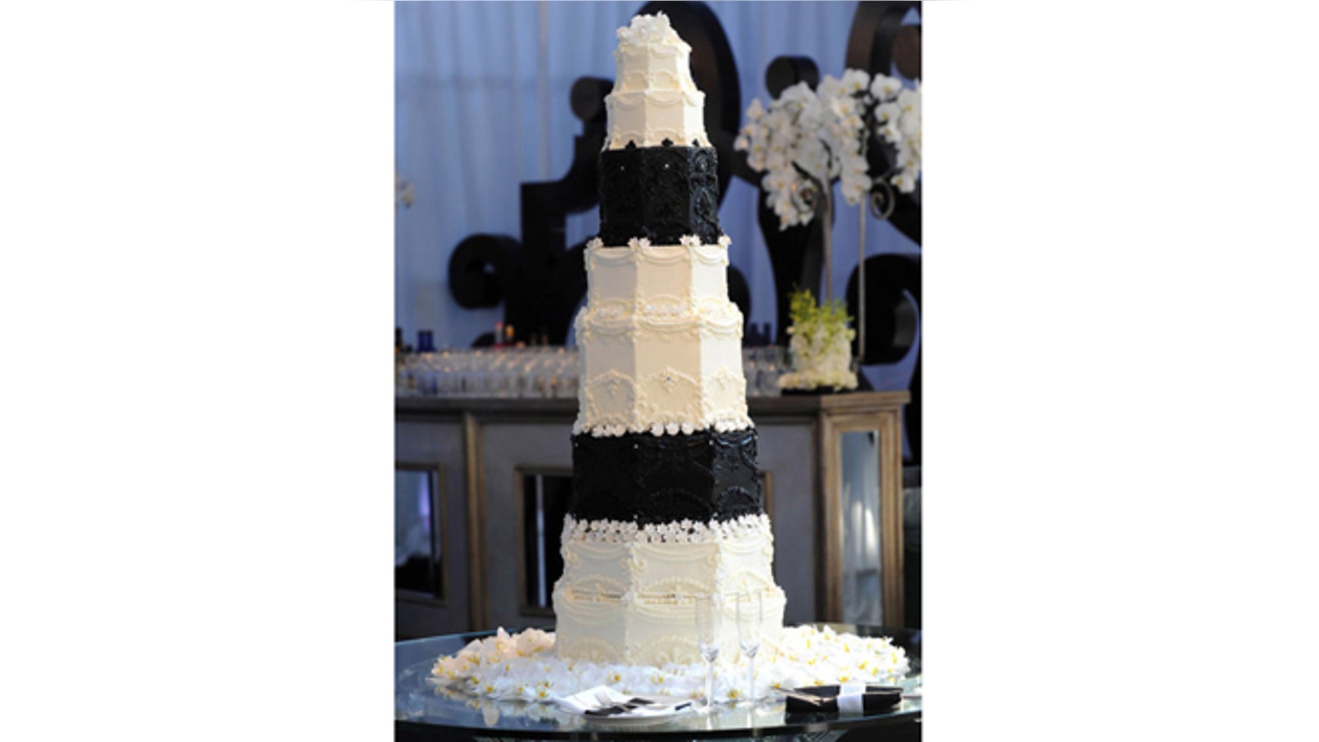 4_kim_kardashian_001