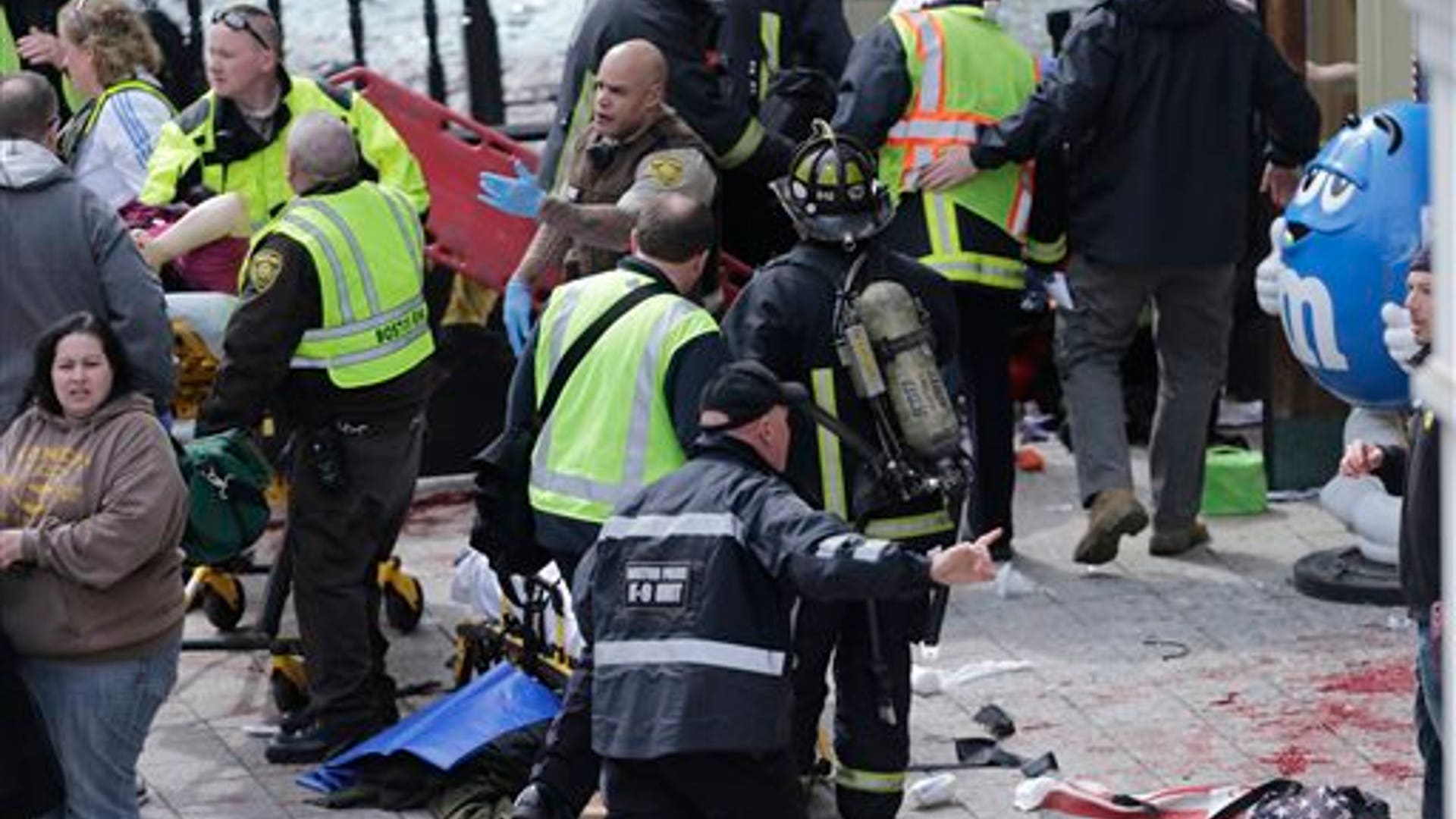 Boston_Marathon_Explosions_2