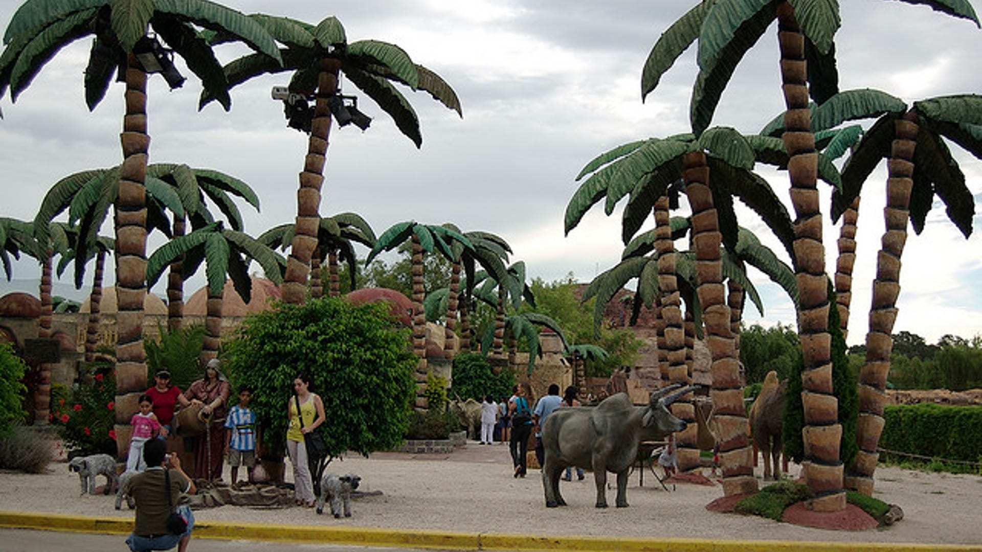 Tierra Santa other entrance