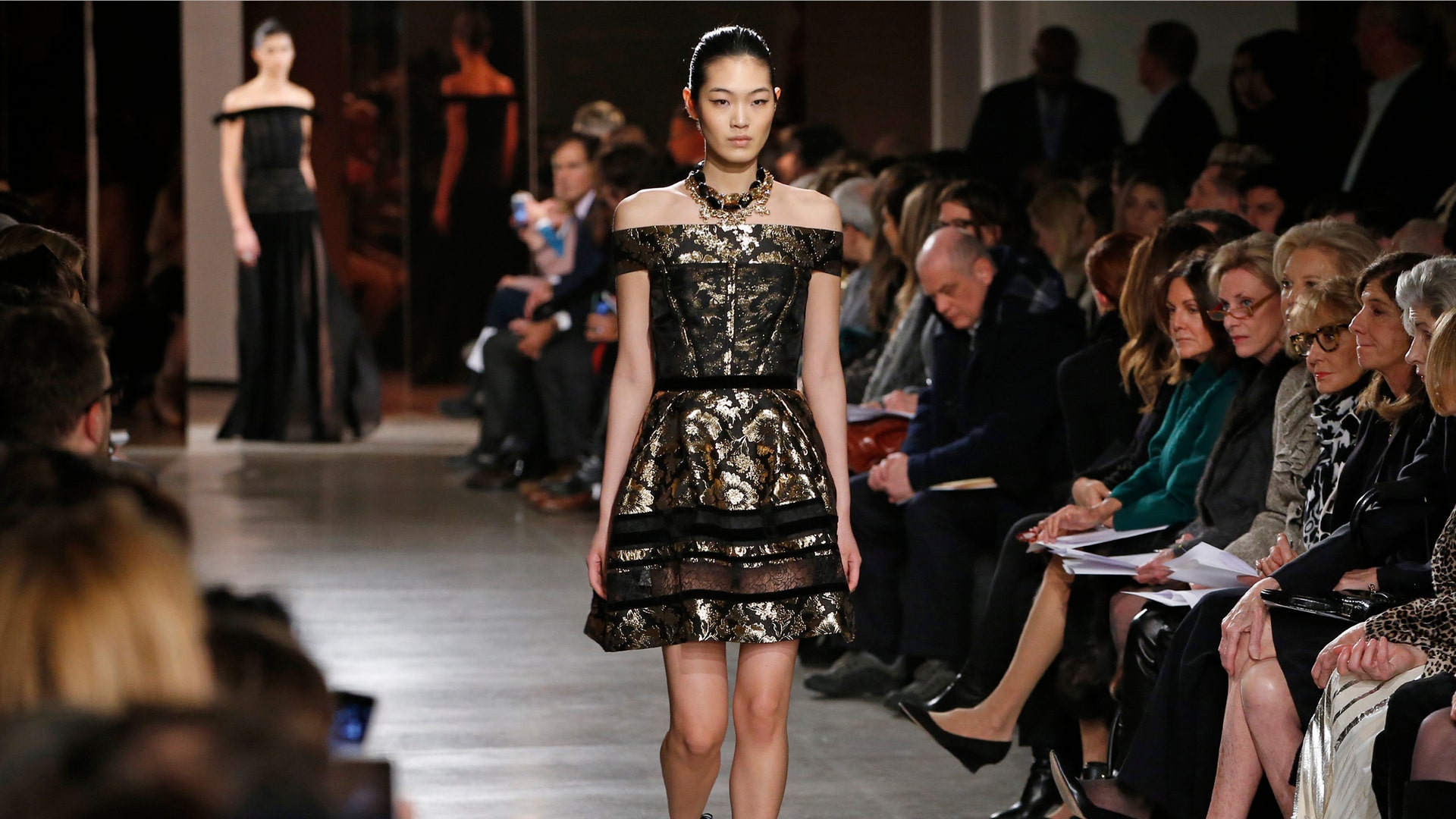 Oscar_de_la_renta_fw_2015__15_