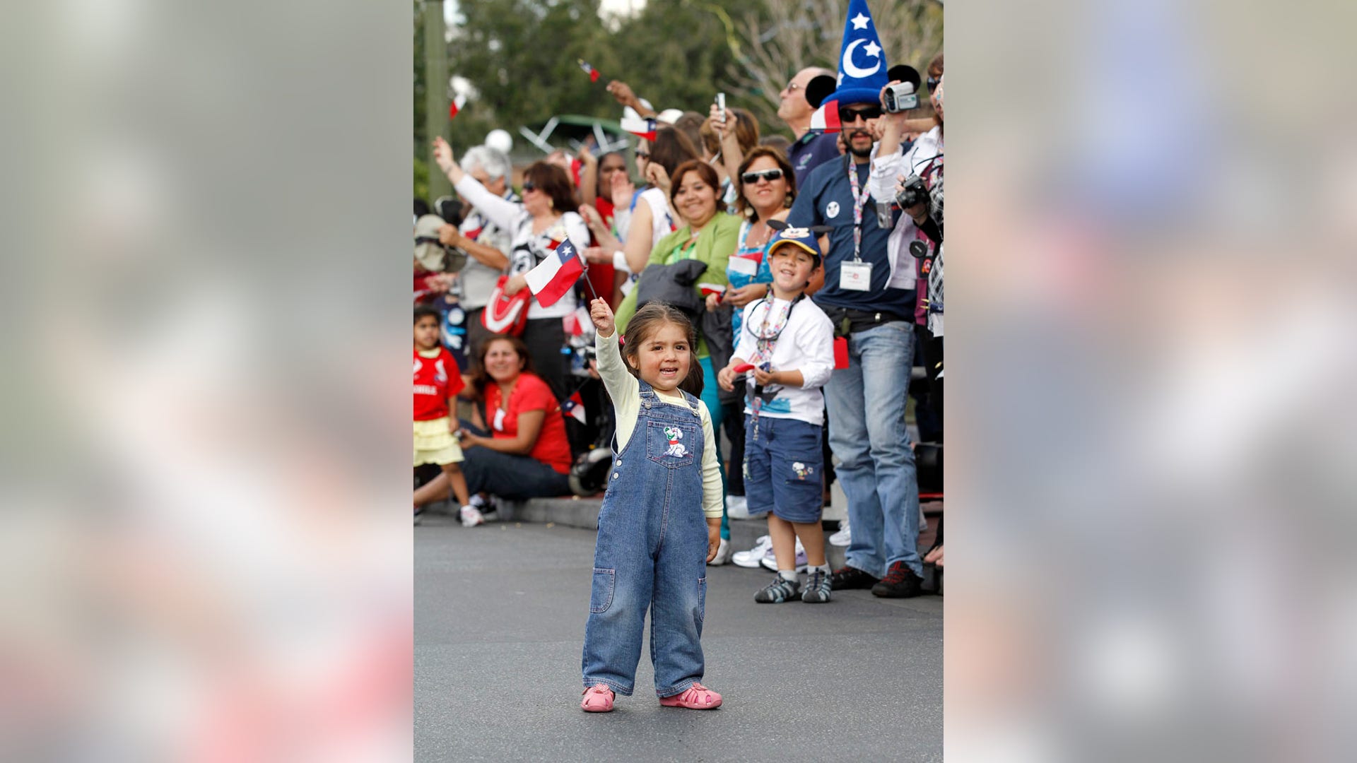 chile miners disney slide show 9