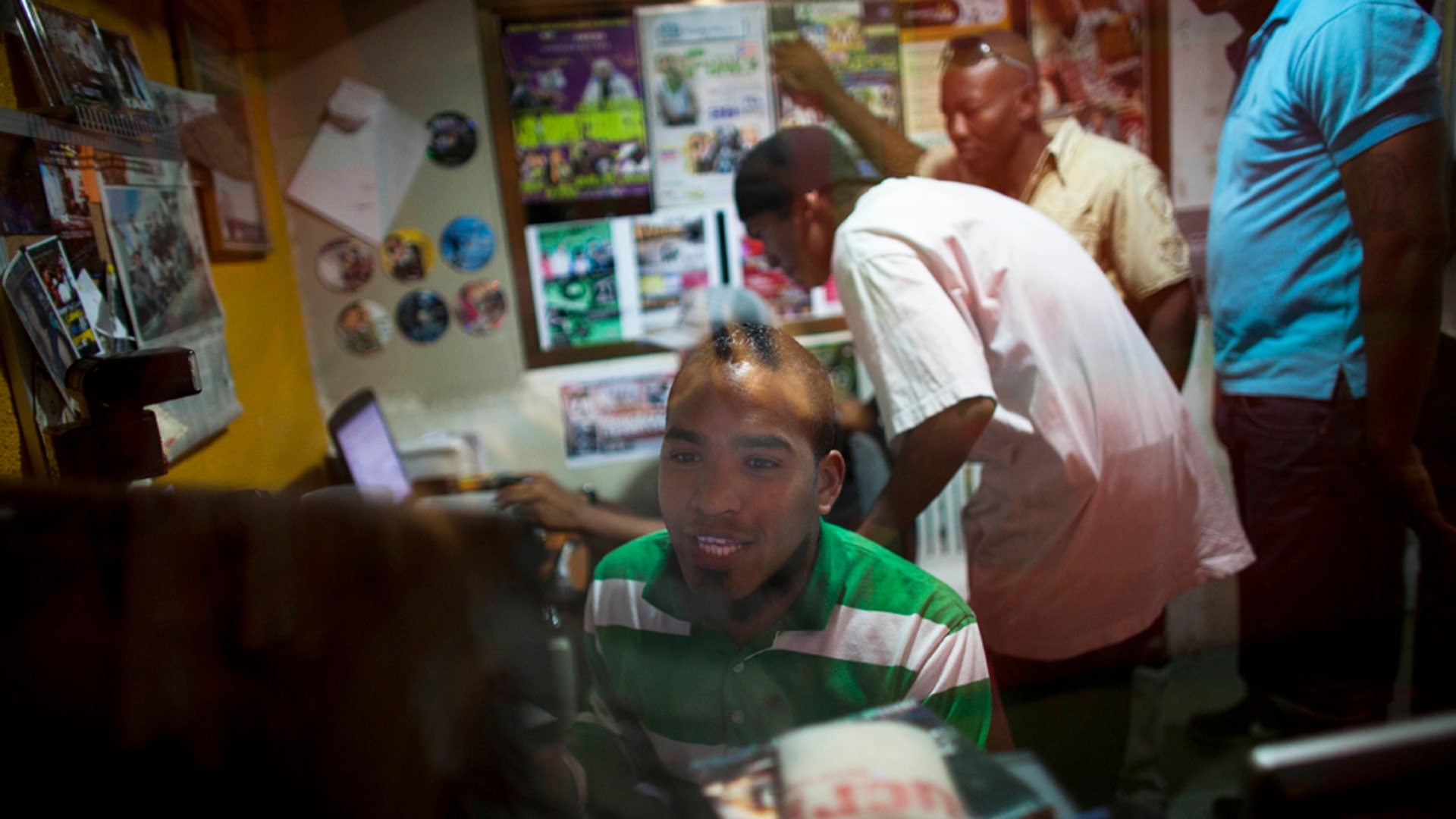 Venezuela_Rapping_Nine