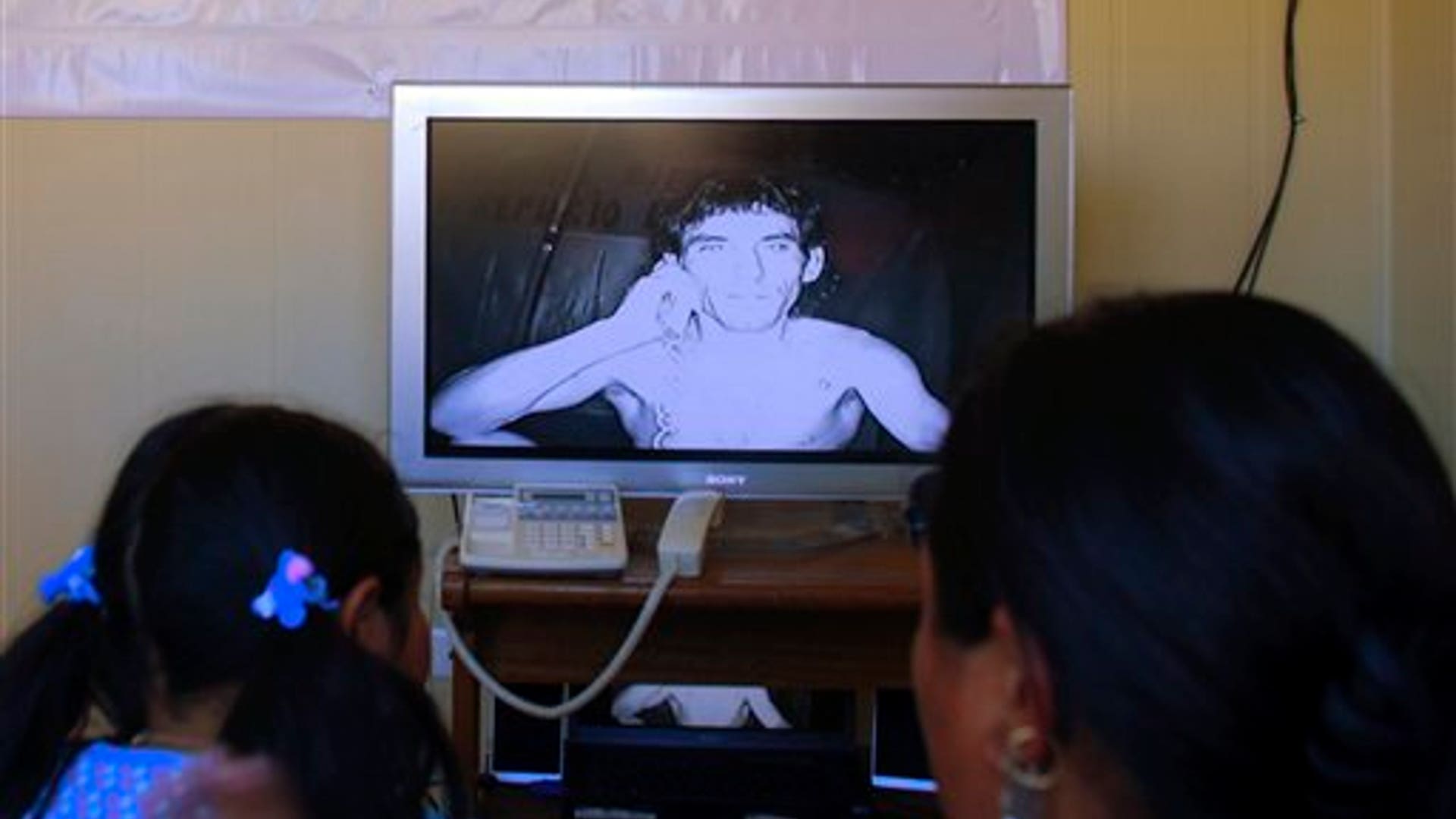 Chilean Miner Talks to Family