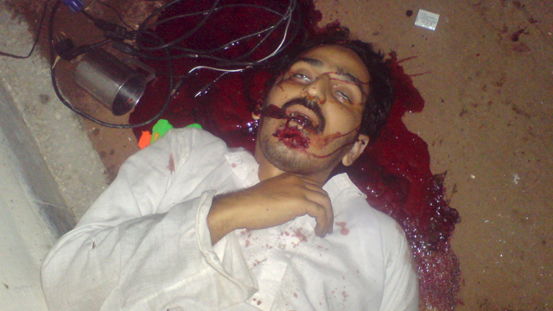 Bin_Laden_Compound_Reuters_Graphic_2