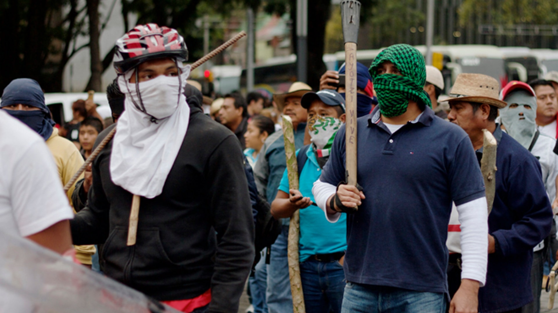 DJ_Mex_City_Protests_15