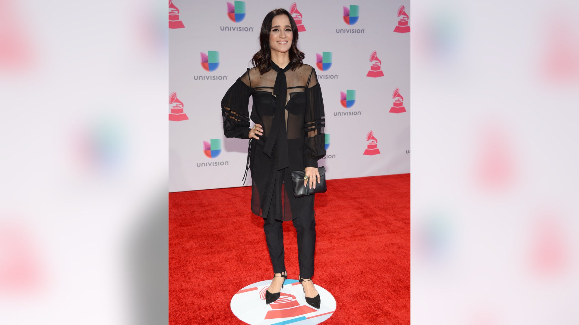 2015_Latin_Grammys___Arrivals__erika_garcia_foxnewslatino_com_26