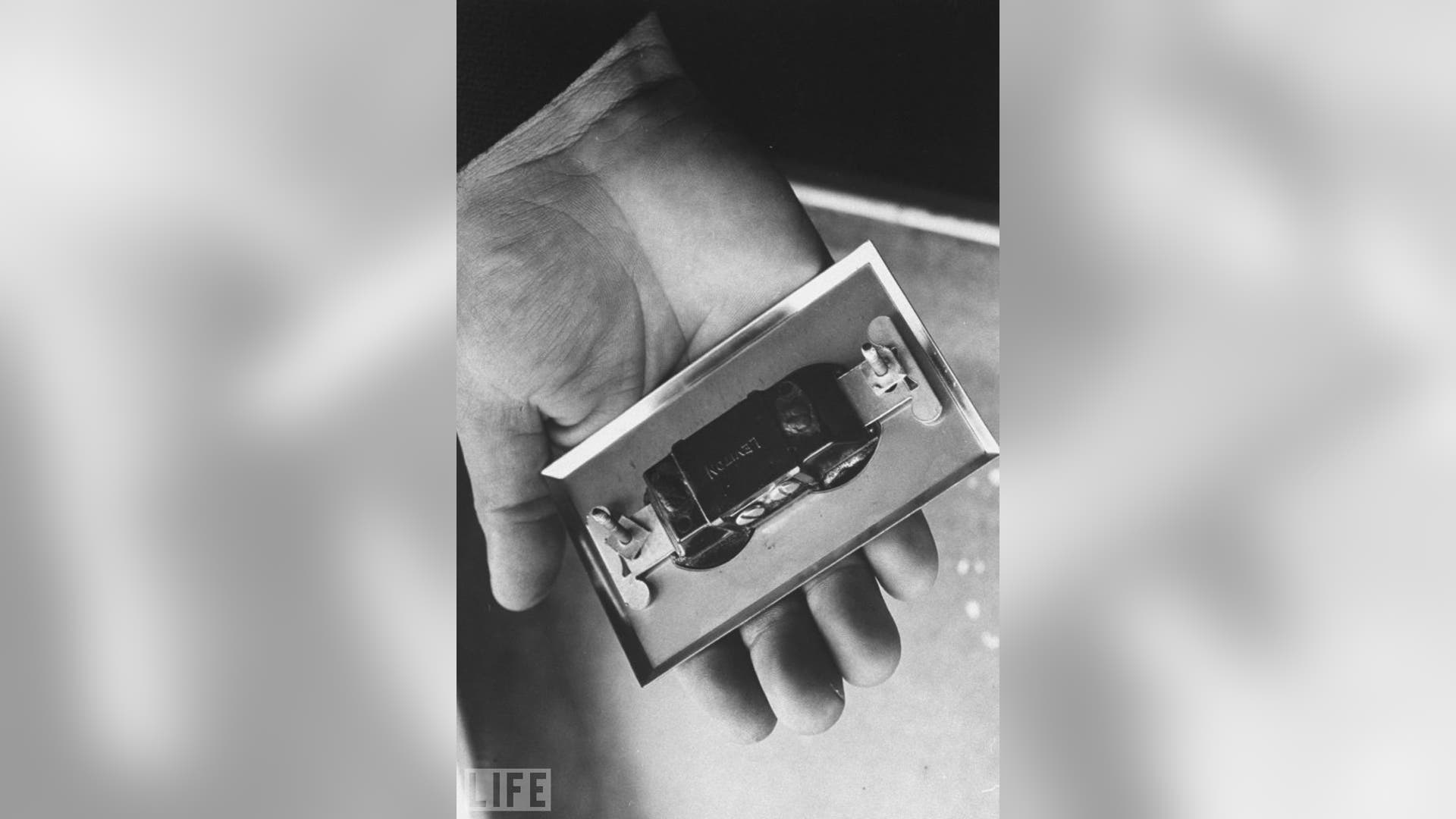 Vintage Spy Tools: Light Switch Bug