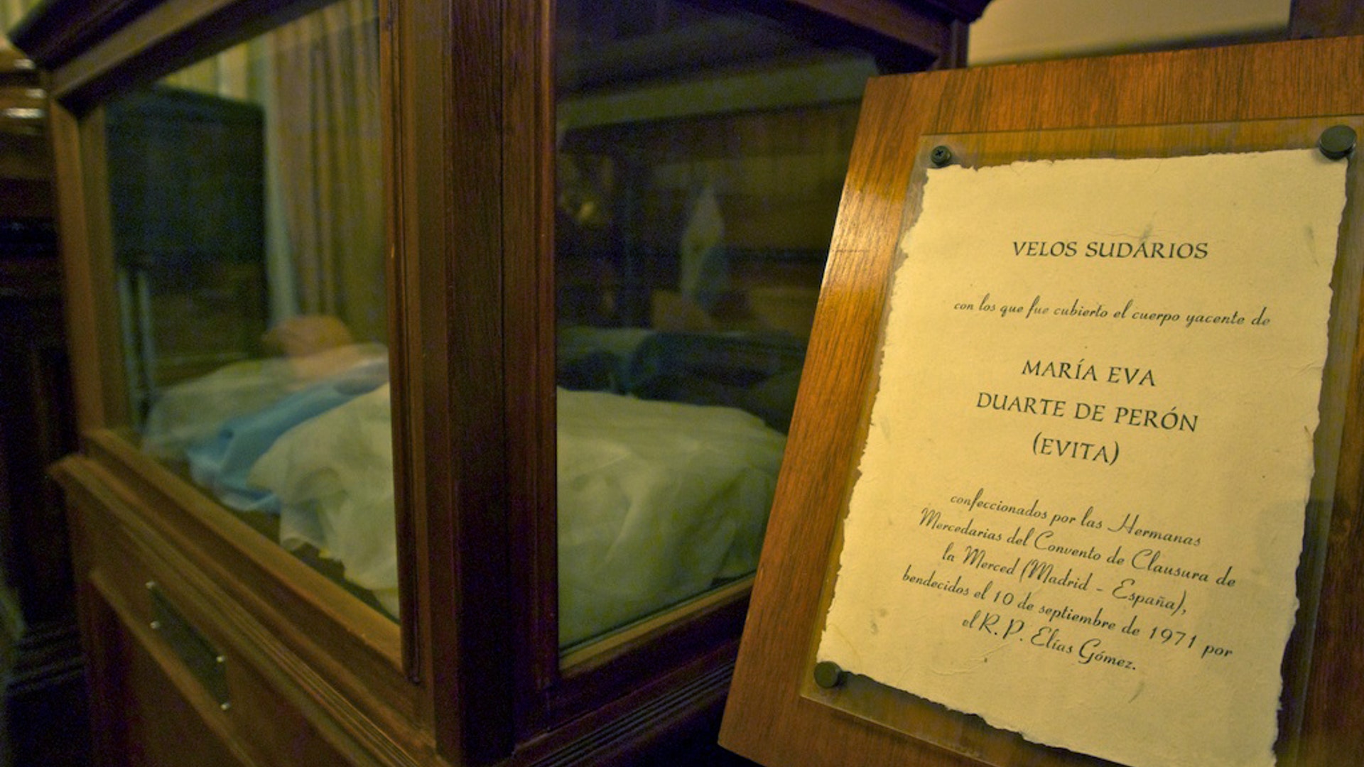 Copy_of_Congress_building_glass