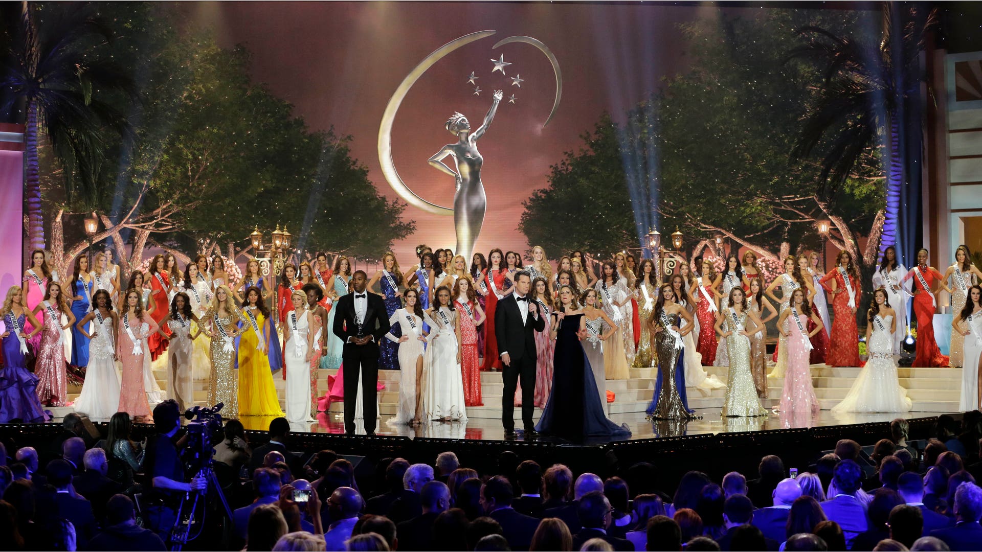 Miss_Universe___erika_garcia_foxnewslatino_com_3