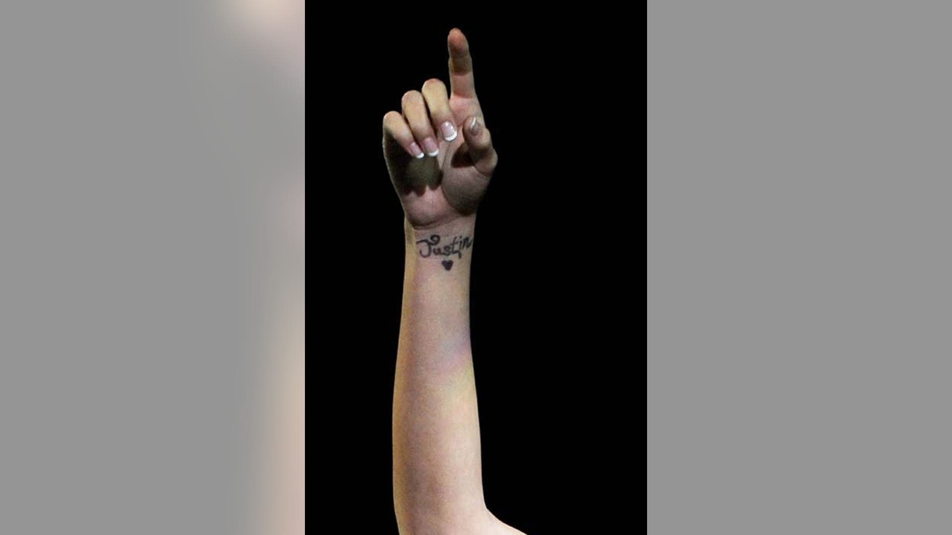 Selena_Gomez_Justin_Bieber_Tattoo_WRIST