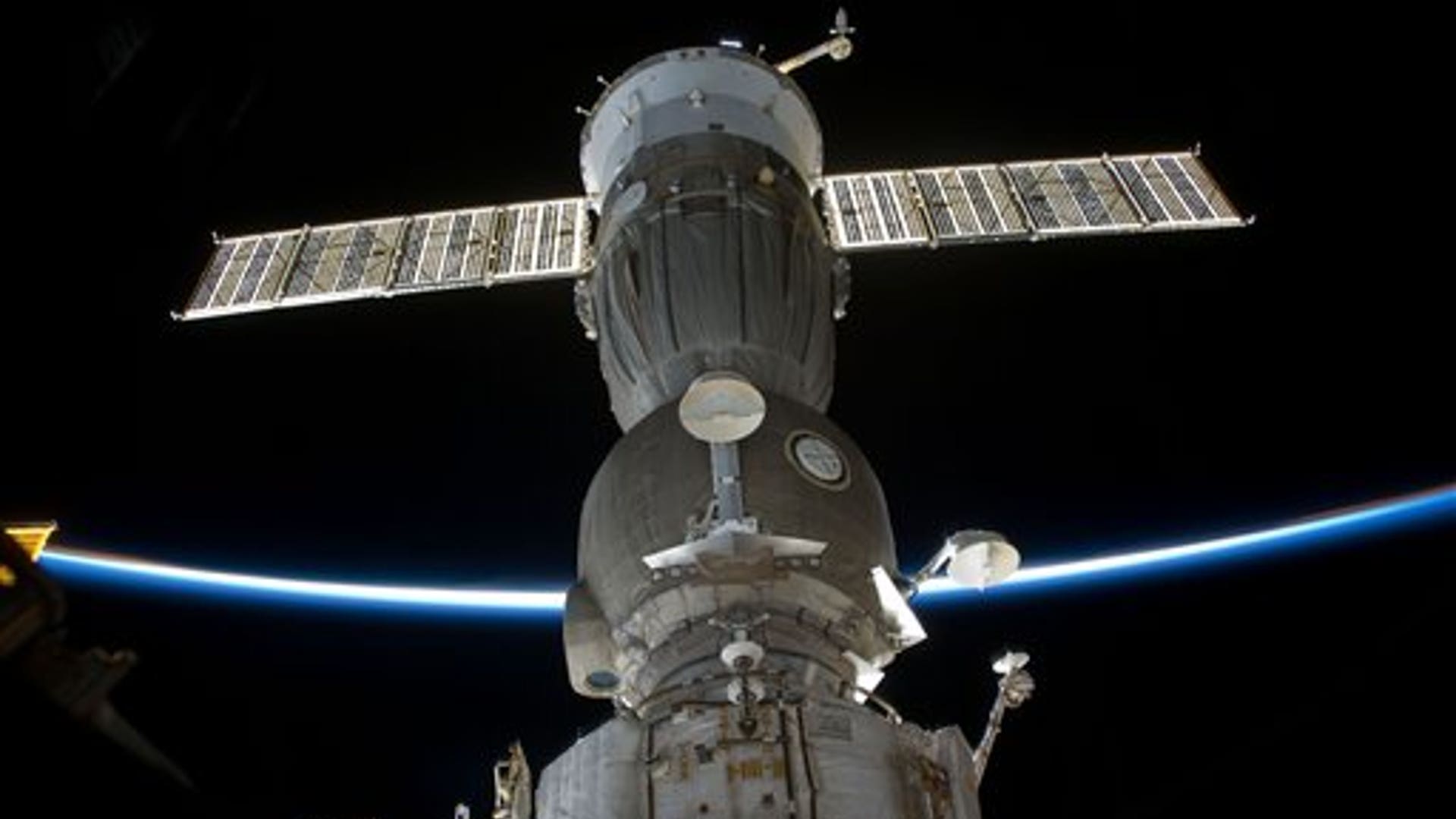 Docking_With_ISS