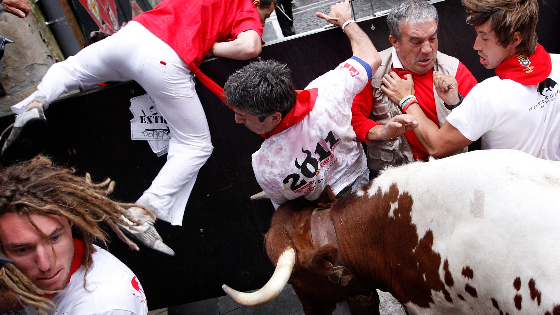 Running_of_the_bulls_3