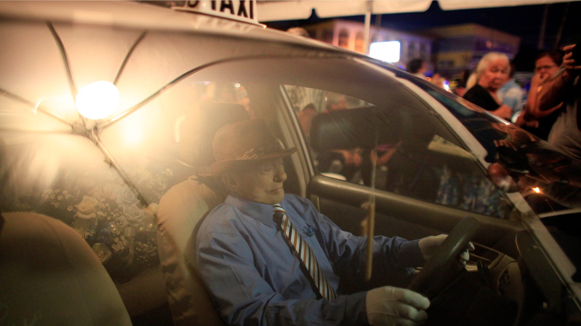 Puerto_Rico_Taxi_Wake_Garc_2_