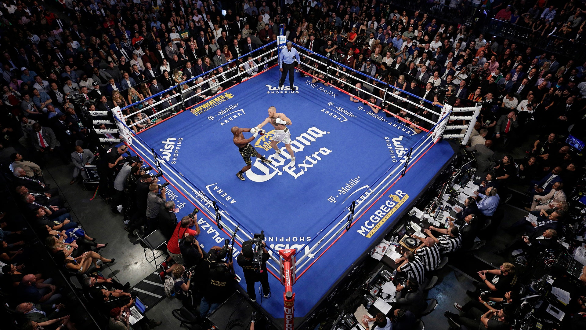 Floyd Mayweather Jr., fights Conor McGregor in a super welterweight boxing match Saturday in Las Vegas