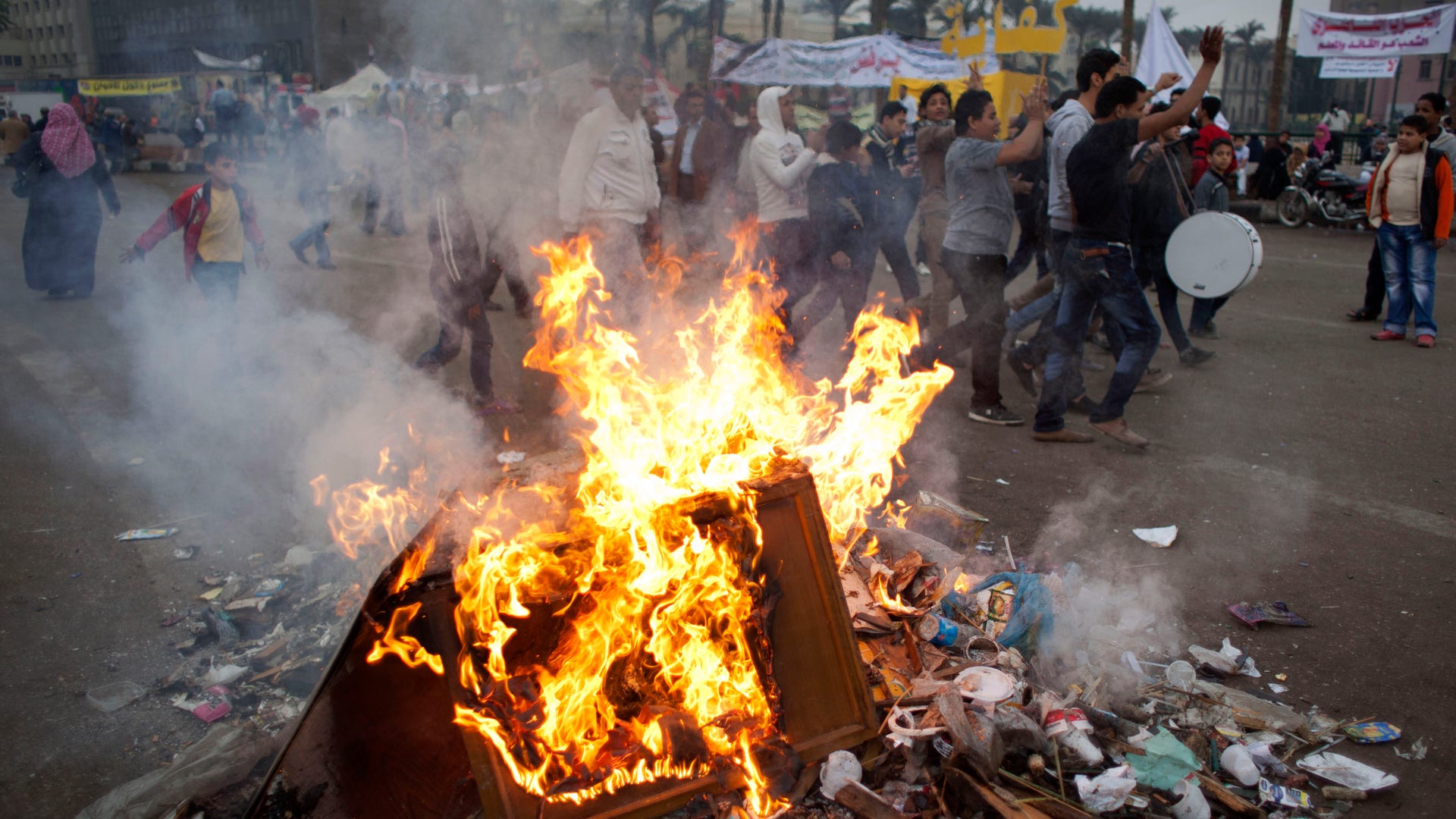 Mideast_Egypt_Angu__3_