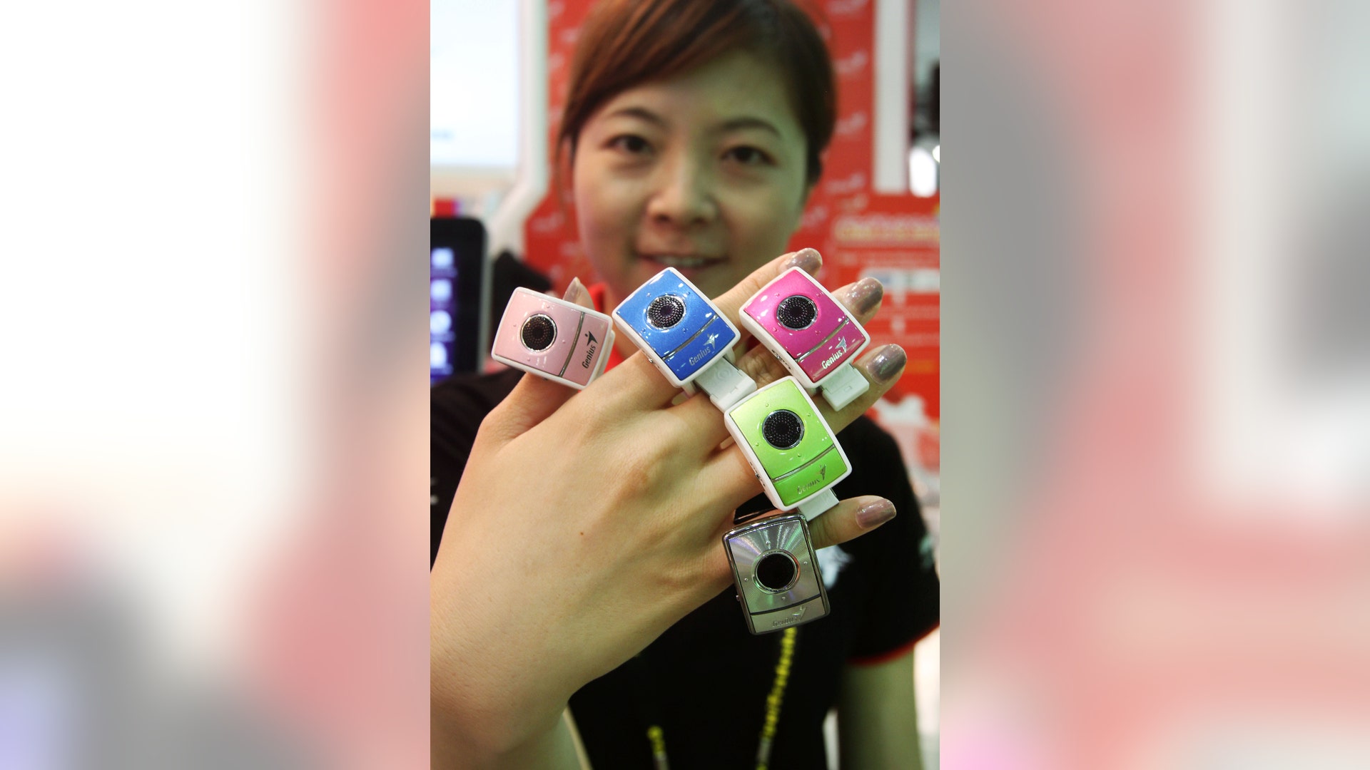Taiwan_Computex_Genius_Ring_Presenter