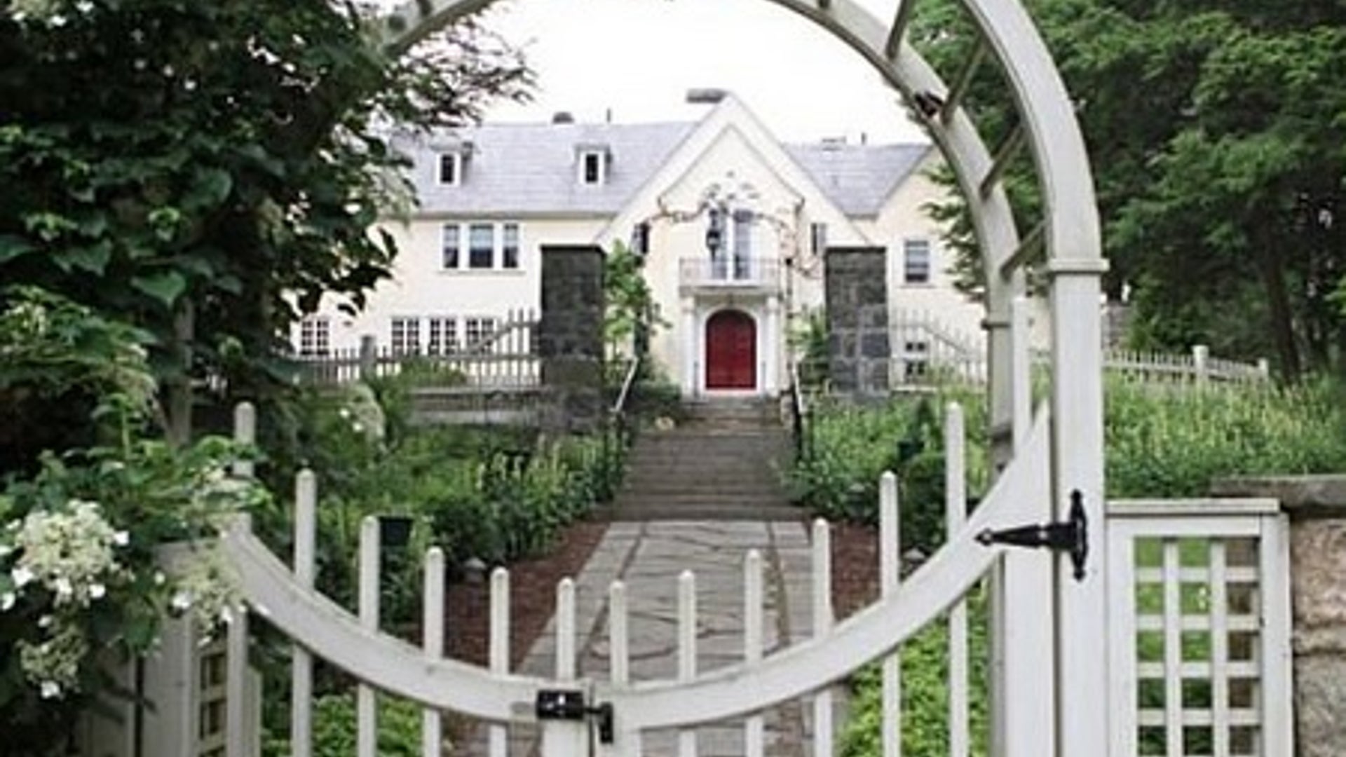 605_Elm_St_Walpole_MA