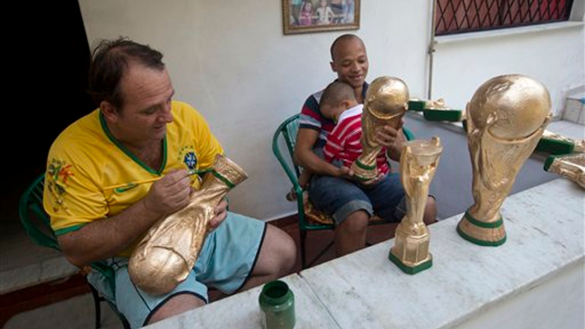 world_cup_trophy_guy__3_