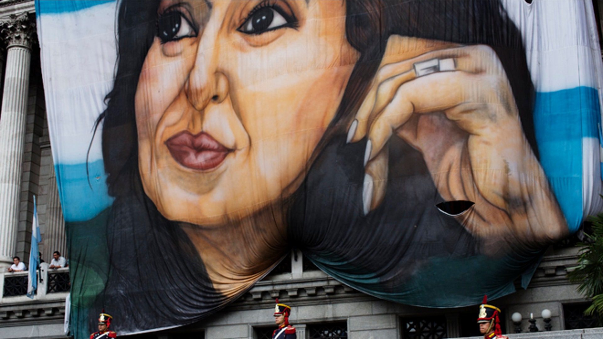 Fernandez_de_Kirchner_4_hour_speech