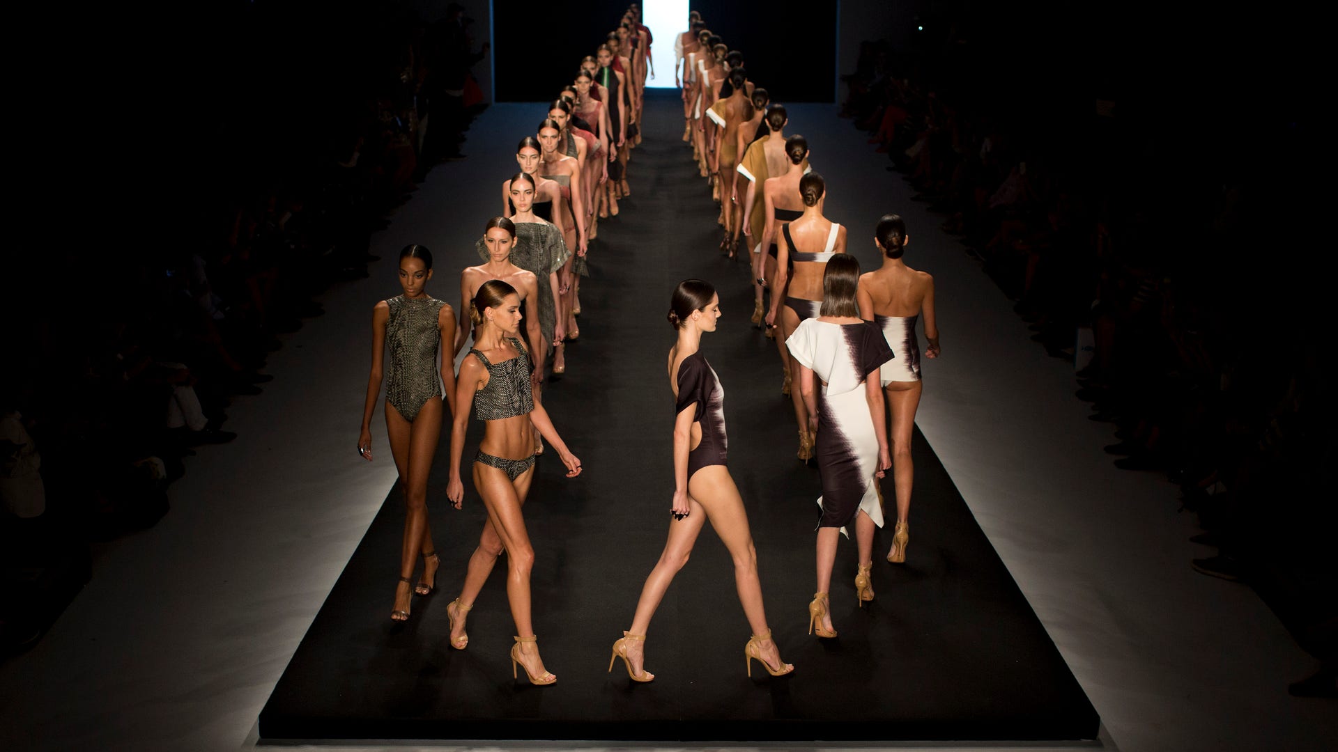 Brazil_Fashion_Rio_Garc_7_