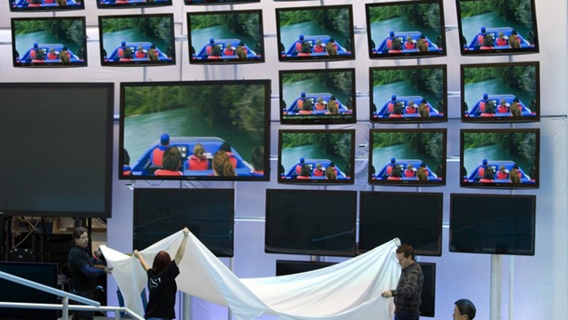 Panasonic_booth_setup