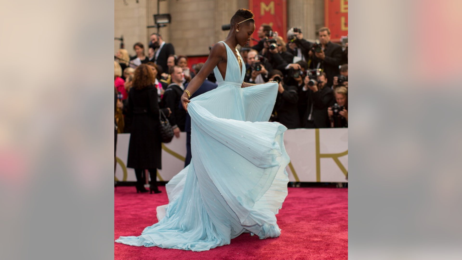 Lupita_86th_Annual_Academy_Awards_Blue_Dress_Red_Carpet