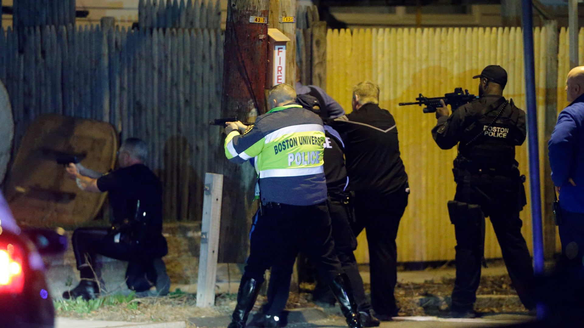 APTOPIX_Police_Conver_Vros__1_